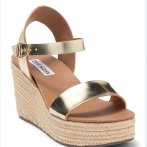 Steve Madden Bahamas Metallic in Gold